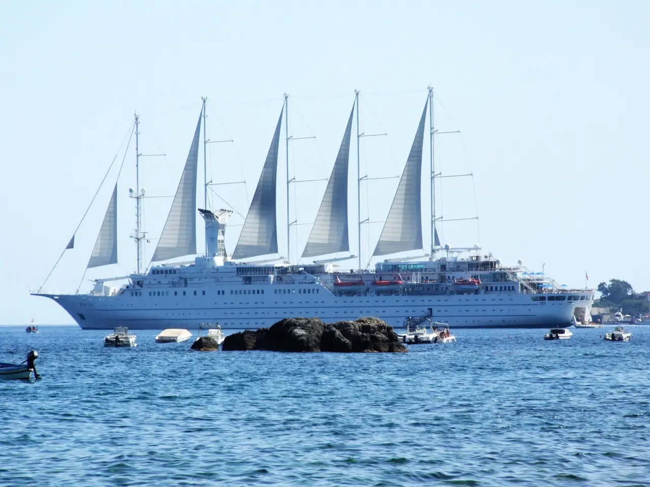 Le voilier Club Med 2.