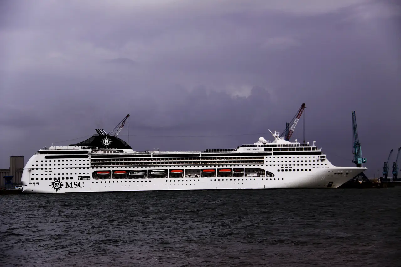 Le paquebot MSC Opera.