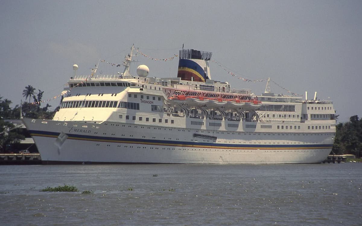 Le paquebot The Emerald à quai à Saint-Domingue, le 29 mars 1999.